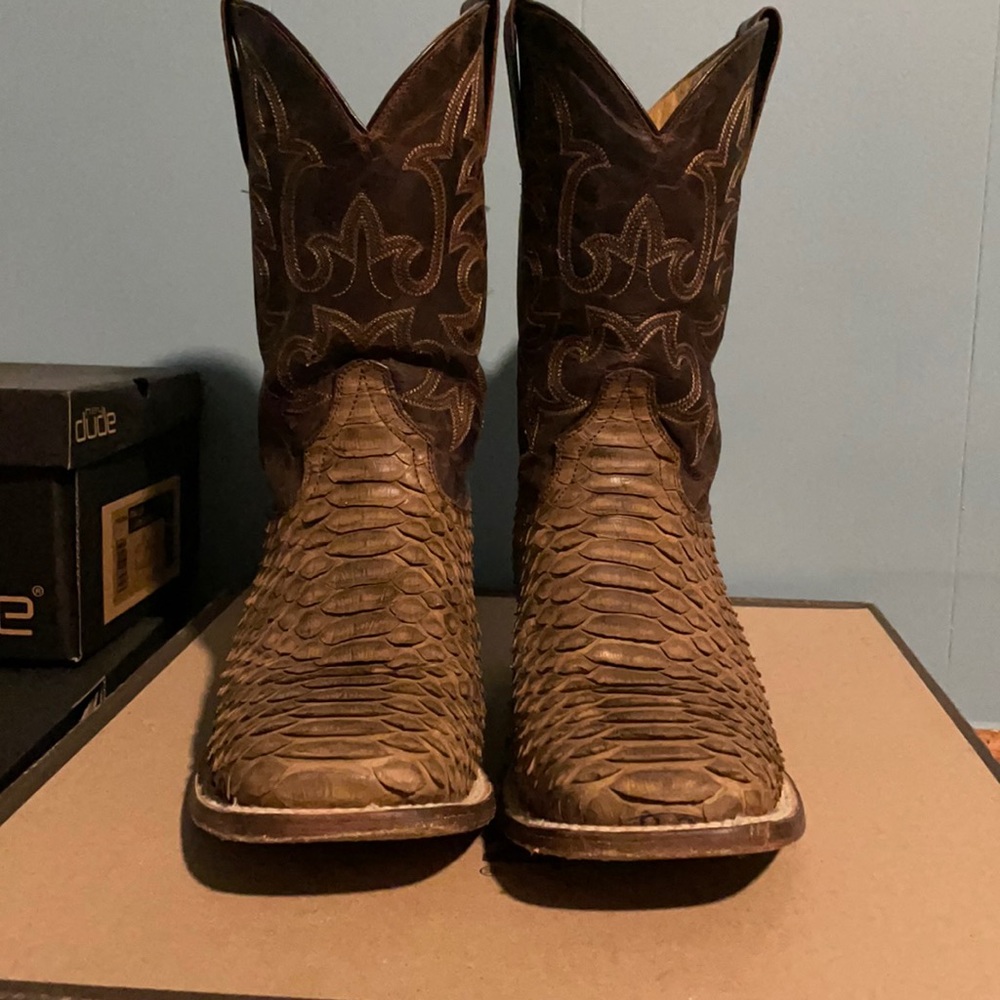 Stetson sanded brown python boots